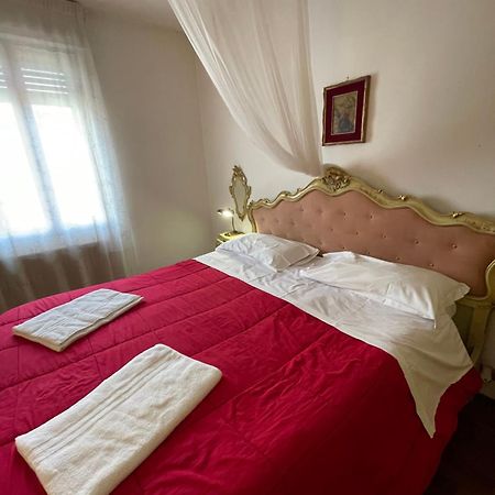 Royal Guest House Veneza Exterior foto