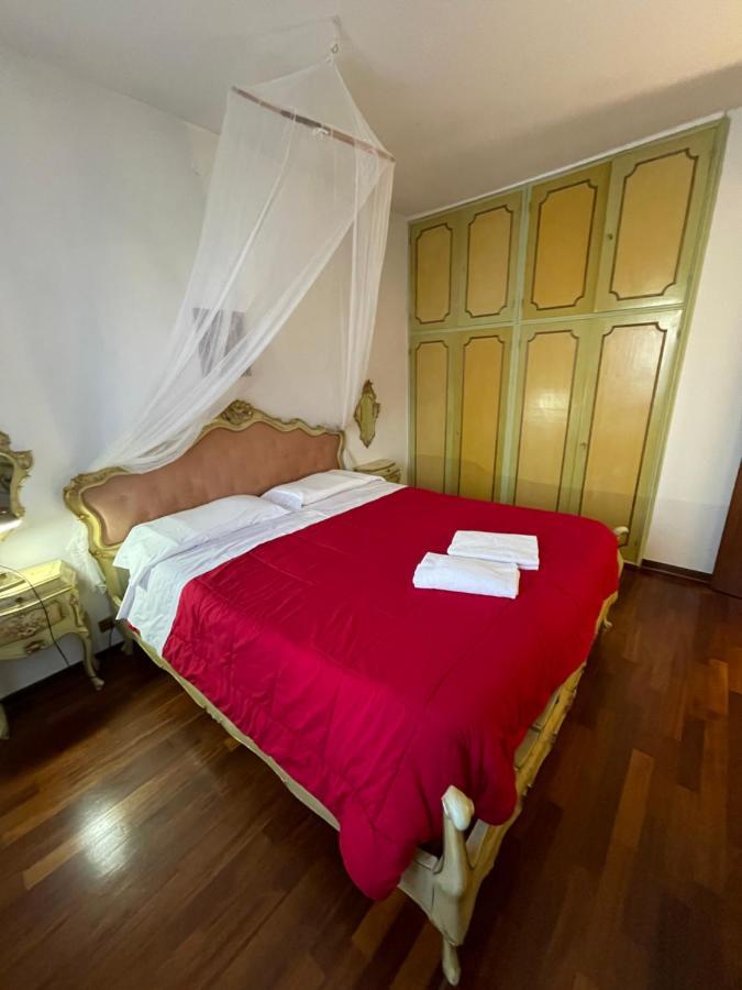 Royal Guest House Veneza Exterior foto