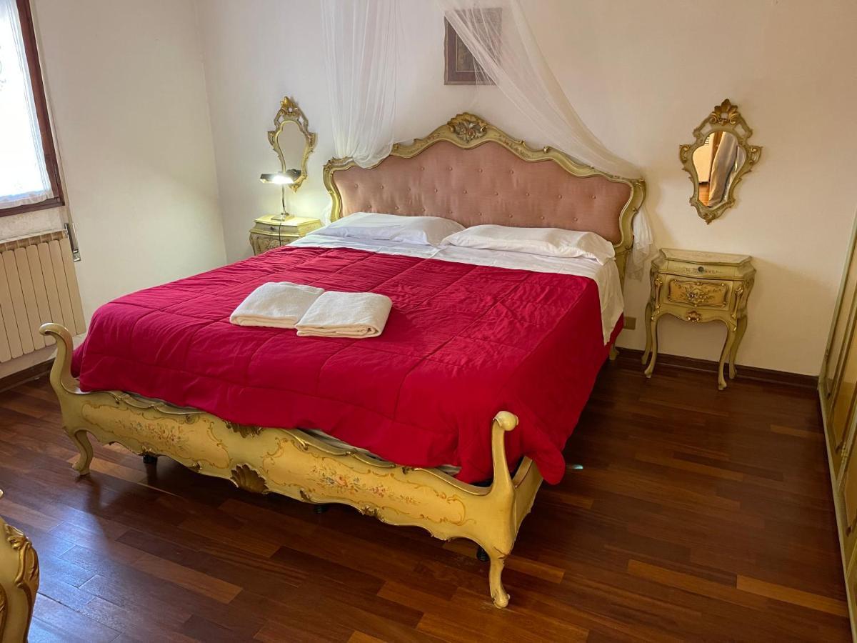 Royal Guest House Veneza Exterior foto