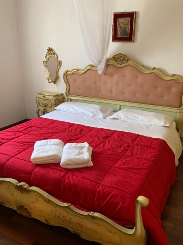 Royal Guest House Veneza Quarto foto