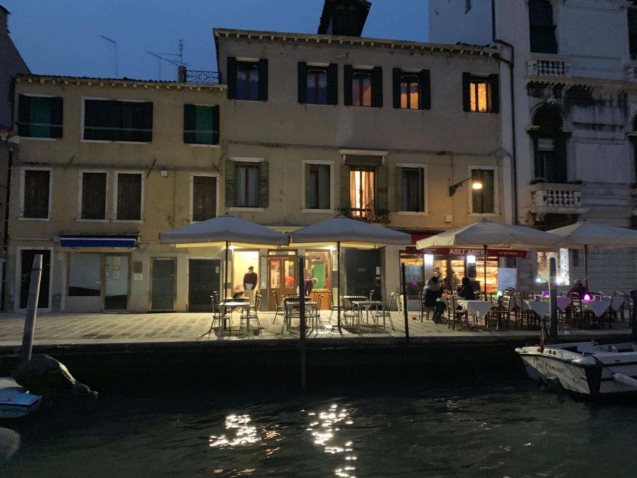 Royal Guest House Veneza Exterior foto